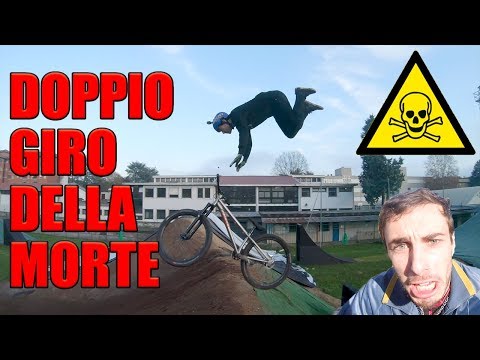 I'M DOING A DOUBLE BACKFLIP FOR 10,000 SUBSCRIBERS ON THE CHANNEL!