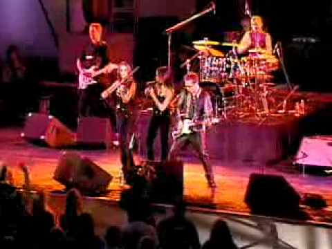 The Corrs - Toss the Feathers - Launch NY Concert (2000)