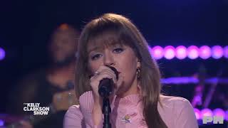 Download lagu Kelly Clarkson - Beautiful Things (Cover Benson Boone) (Live on The Kelly Clarkson Show mp3