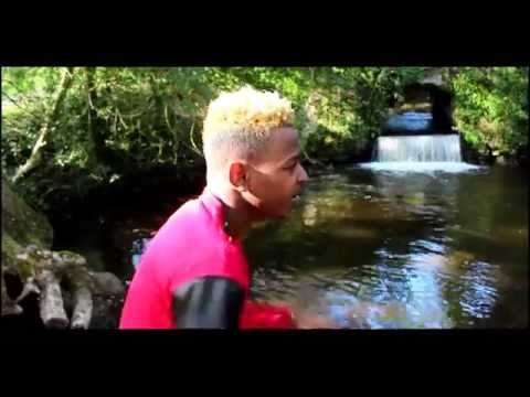 MO-STYLA-MAHATCHAROU [clip officiel 2015]