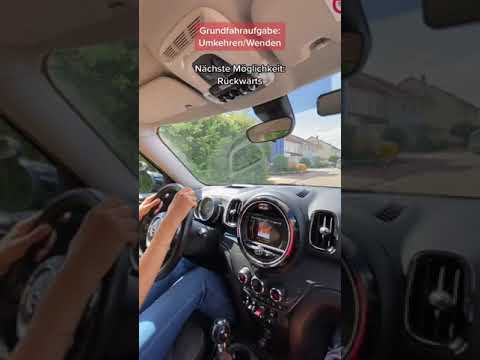 Grundfahraufgabe Umkehren/Wenden ( Fahrschule )