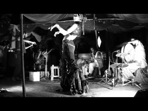 The Turbans - Live in Anjuna German Bakery 2011