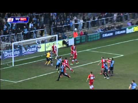 Wycombe Wanderers vs Hartlepool United - League Two 2013/14
