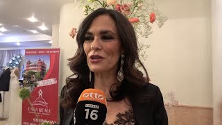 maria-grazia-cucinotta-promuove-casa-reale-e-le-eccellenze-della-valle-ufita
