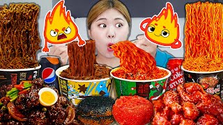 ASMR MUKBANG! Thử thách gà rán cay BLACK RED FOOD MUKBANG HIU