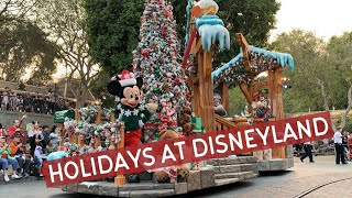 The HOLIDAYS have arrived at the Disneyland Resort! 2018