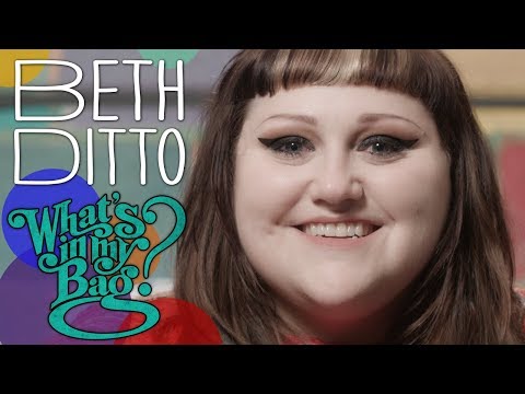 Beth Ditto - What's In My Bag?