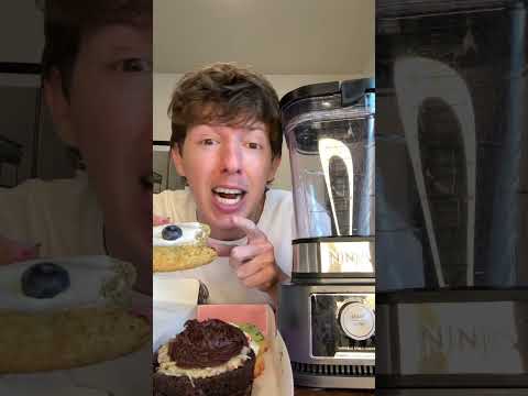 CRUMBL COOKIE REVIEW GERMAN CHOCOLATE CAKE WEEK #shorts