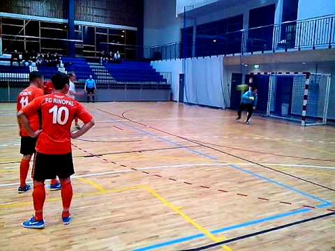 Штанга - лучший друг Андрея Головина (FC Rinopal)