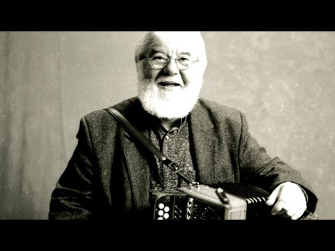 RTÉ News reports on the death of musician Joe Burke (21st February 2021)