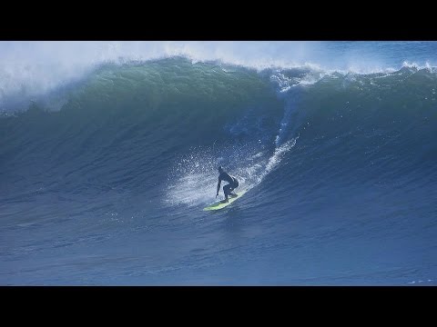 Déanann at níos mó surf spraoi ag Lána an tSrutháin