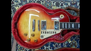 Video thumbnail for Unboxing 2022 Gibson Les Paul Standard 50s Heritage Cherry Sunburst (HCS) by Luca Verdone