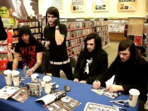 Motionless In White CD signing Wilkes-Barre PA 12/181/0 pt 2