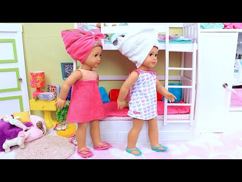 Baby Doll Morning Routine in Bedroom with Bunk Beds! Play Toys family story