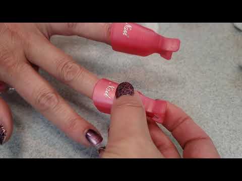 Removing Color Street Polish Using Nail Clips