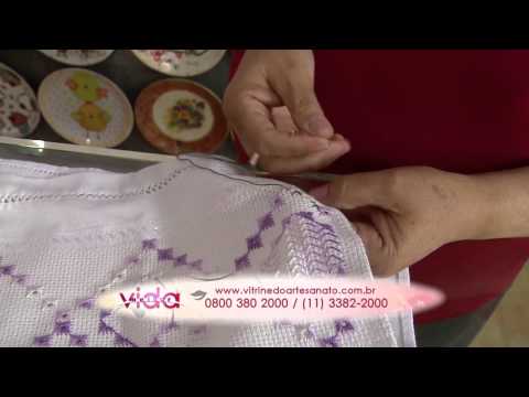 Aprenda a fazer o ponto crivo em um pano de copa!
