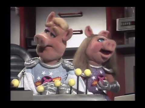 The Muppet Show - 203: Milton Berle - Pigs In Space: Headlight of a Motorcycle (1978)