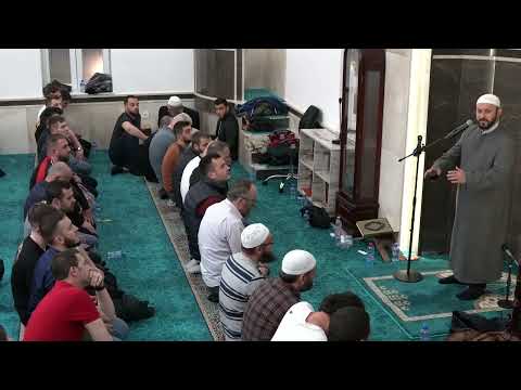 SHKURTESË! | Dallimi ndërmjet knaqësis dhe Ibadetit - Hoxhë Bexhet Dernjani