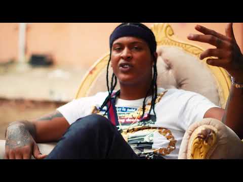 QUIMICO ULTRAMGA X LOLO EL MICROFONO X ALEX B - TAMO READY  VIDEO OFFIAL