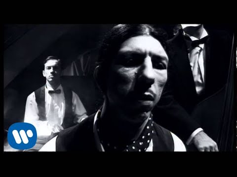 Melendi - Por amarte tanto (Videoclip Oficial)