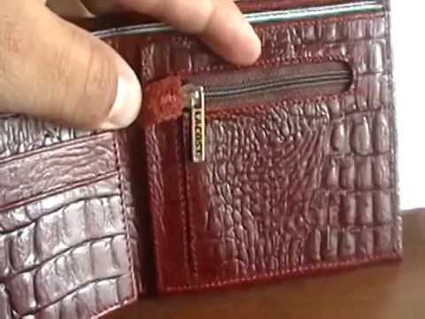 Carteira Lacoste em couro