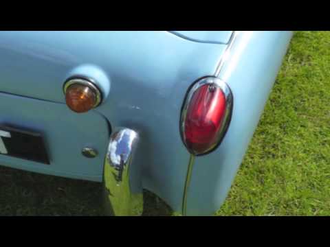 1962 Triumph TR3A up close