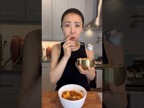 Kimchi jjigae com atum