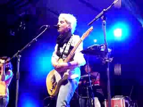 Aneta Langerova - Hledám, mířím, netuším