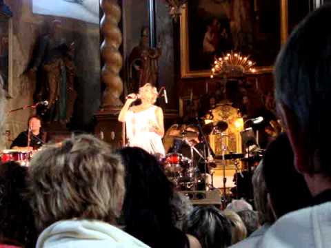 Nebudeme sedět doma LIVE