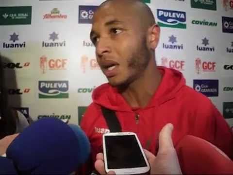 Brahimi, Karnezis y Piti tras el encuentro ante el FC Barcelona