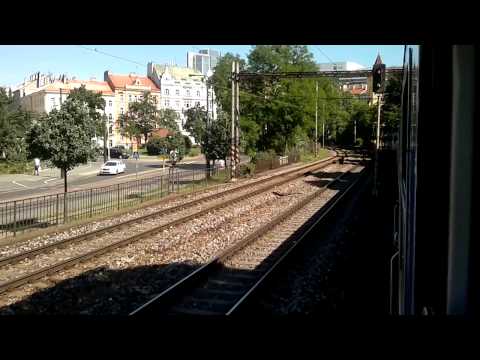 Jízda mezi stanicemi Praha Smíchov a Praha hl.n.