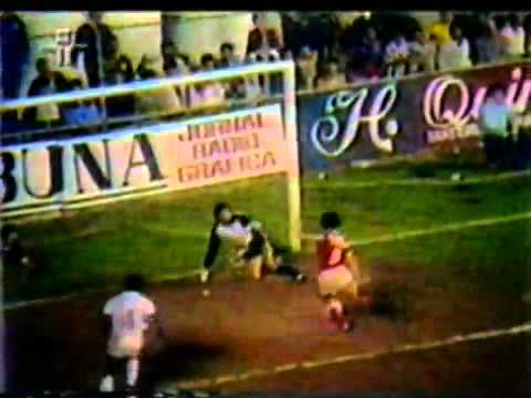 Rodolfo Rodriguez  - Goleiro Uruguaio fazendo milagre na Vila belmiro