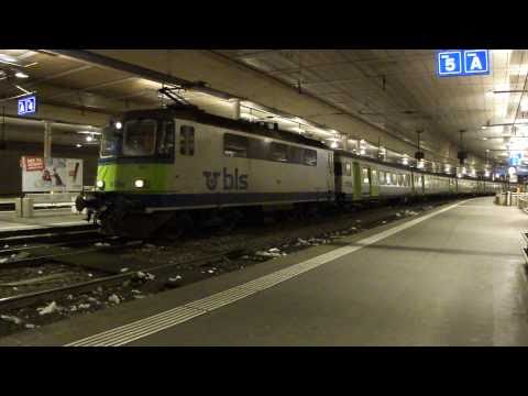 BLS Re 4/4 II "501" (SBB "11110") mit RE abfahrt von Bern