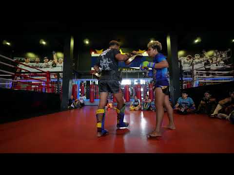 New Thongrop trainning with his father at INSIDE MUAYTHAI in Bragança Paulista - SP - Brazil.
