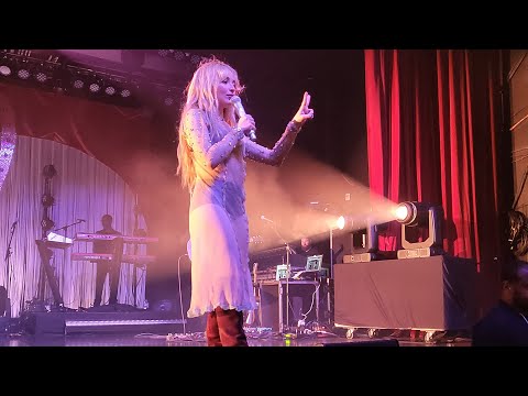Sabrina Carpenter - You're so Vain - Live in Tempe Oct. 12th, 2022