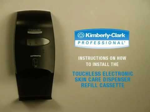 Kimberly-Clark Professional Touchless Cassette System Refill-Installation