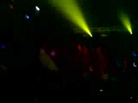 Bozzini 3-2: Wess Vall; GIVE ME LOVE.. ;)!! Time: 02.58