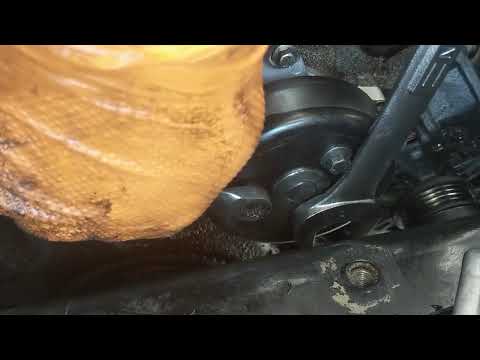 Ford Focus 2012-2019: How to Tighten Water Pump Bolts