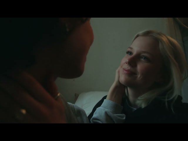 Normal von Luna ((jetzt ansehen))