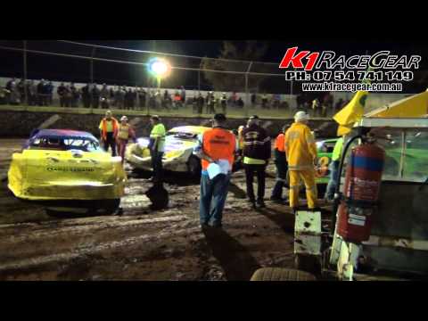 Super Sedans: Shayne Lau Crash - Charlton Raceway
