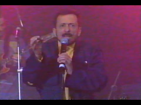 Tom Zé - "Politicar" ( ao vivo no Jô 11:30, 1999)