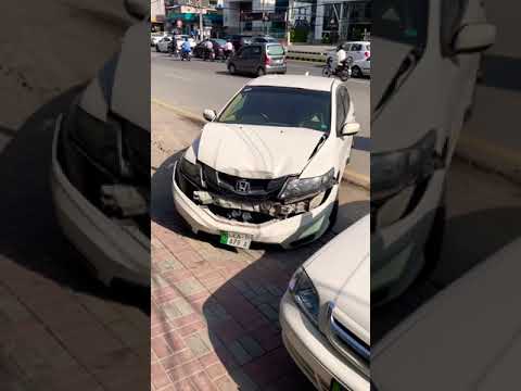 Thumbnail for Built Quality Of Honda City 2017 | Compared To Suzuki Cultus | Wait For The End #shorts by Honda City (AA), Suzuki Cultus, Honda City, Suzuki