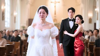 El CEO arruinó su boda por su amante. Su esposa se fue en silencio y él la extraña hasta la locura.