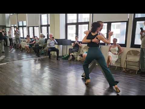 Argentine tango workshop - circular movements : Virgina Vasconi & Jaimes Friedgen - Nueve Puntos