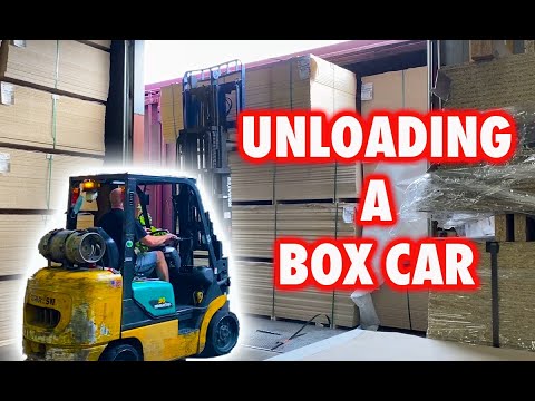 Unloading a Boxcar Full of WOOD!  Würth Baer Supply