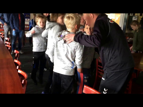 "De Zweef is kampioen", kantine 13-5-2017