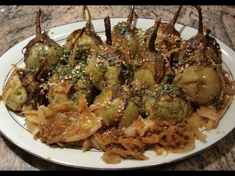 How to cook Bharva Baingan | Bharawan White Round...