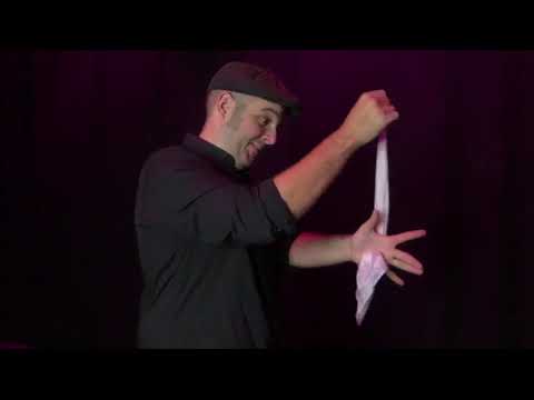 Saturn Magic - The Silk by Gonzalo Albiñana and Crazy Jokers - Trick