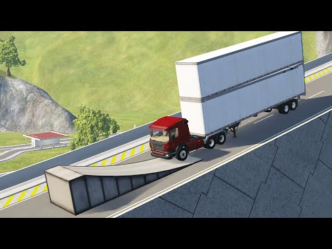 Mobil vs Metal Ramp - BeamNG Drive