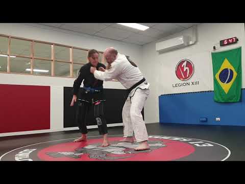Take down series-move 2: Knee pick counter.